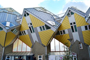 Rotterdam Modern Küp Evleri veya Kubuswoningen merkezi uzaydan görüntülendi 