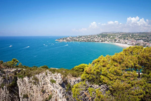 Panoramisch Landschap Van Serapo Beach Een Van Mooiste Zandstranden Van — Stockfoto