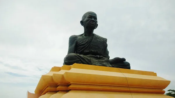 Elegância Estátua Buda Templo Tailandês — Fotografia de Stock