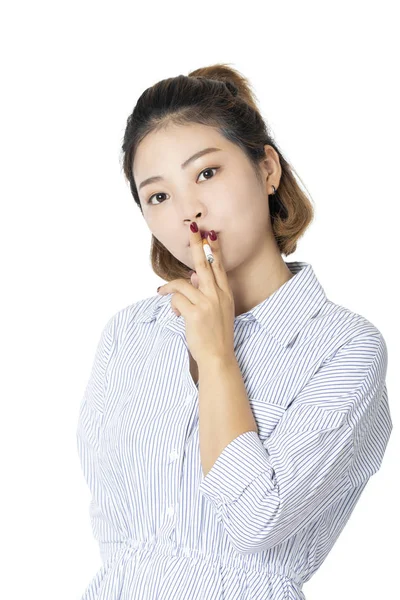 Красиві Китайський Американку Плаття Куріння Сигарет Ізольовані Білому Фоні — стокове фото