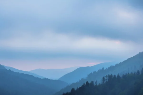 Pôr do sol no Parque Nacional Smoky Mountains, Tennessee, EUA — Fotografia de Stock