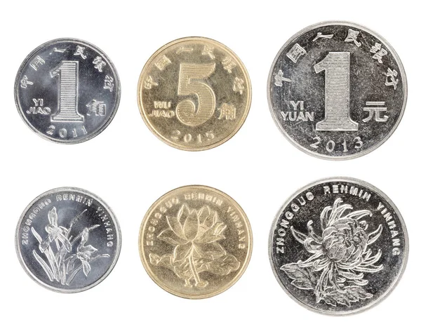 Mest använda kinesiska mynt isolerade på en vit bakgrund — Stockfoto