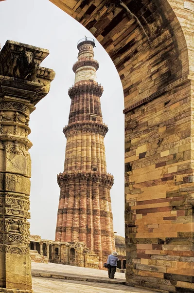 Qutub Minar complex in New Delhi India — Stockfoto