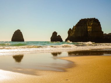 Algarve adlı Lagos Portuga saatlerde