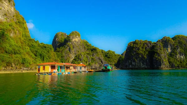 下龙湾越南美丽的风景 — 图库照片