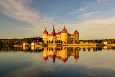 Tarihi av köşkü Moritzburg, barok lodge Moritzburg