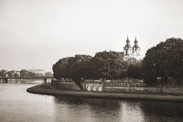 Klasik Avrupa cityscape eski kasaba Krakow, Polonya