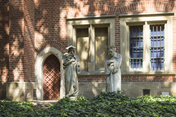 Krakow, Polonya Jagiellonian Üniversitesi müzenin Bahçe
