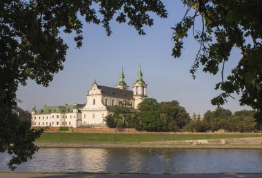 Klasik Avrupa cityscape eski kasaba Krakow, Polonya