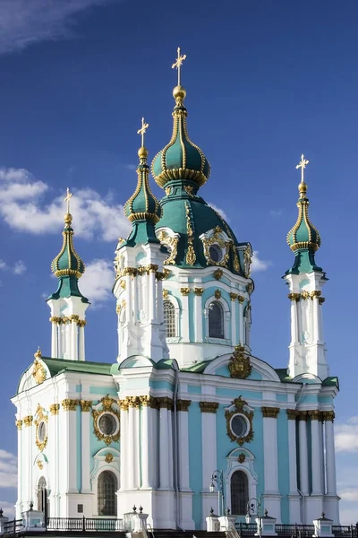 Iglesia de Saint Andrews, Kiev, Ucrania, No hay personas — Foto de Stock