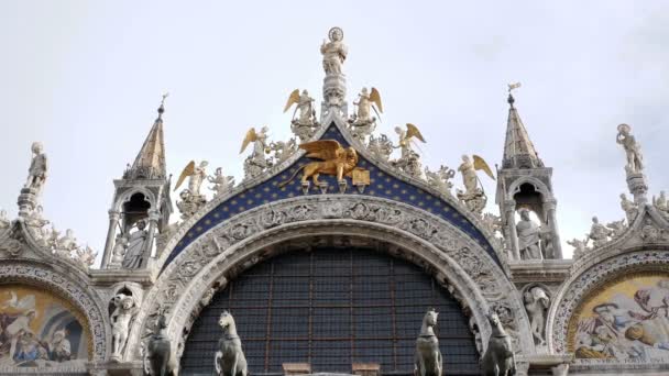 San Marco Katedrali veya Basilica mimarisi. Venedik, İtalya — Stok video