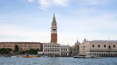 San Marco Meydanı veya piazza ve Doges Sarayı panoramik