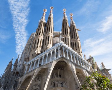 Antomio Gaudi 'den Sagrada de Familia. İspanya