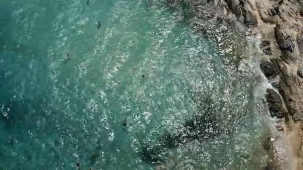 鸟瞰海滩与清澈的海水 著名的橙色海滩 Portokali Sithonia 哈尔基迪基 — 图库视频影像