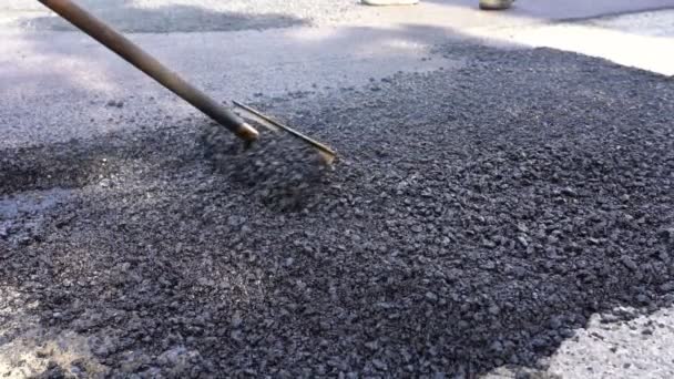 Worker Leveling Fresh Asphalt Road Construction Site Slow Motion Road — Stock Video