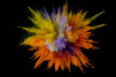 Renkli toz patlaması. Arka planda soyut çekim tozu. Albay