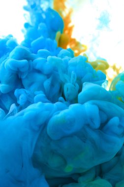 Suda mürekkep. Splash boya karıştırma. Çok renkli sıvı boya. Abst