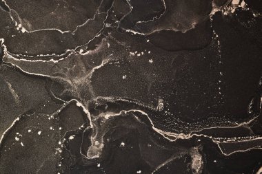 Alkol mürekkebi renkleri saydam. Soyut çok renkli mermer desen arkaplanı. Tasarım kağıdı, duvar kağıdı. Akrilik boyaları karıştırıyorum. Modern akışkan sanat. Alkol Mürekkebi Deseni