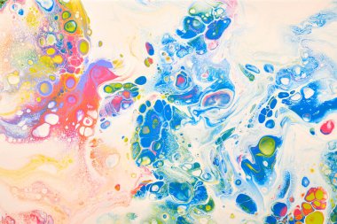 Sihirli Sıvı Sanatı. Soyut renkli arka plan, duvar kağıdı. Boyaları karıştırıyorum. Modern sanat. Mermer dokusu. Renkli tuval.