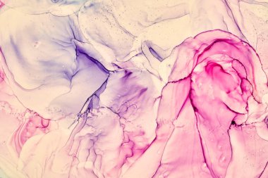 Alkol mürekkebi renkleri saydam. Soyut çok renkli mermer desen arkaplanı. Tasarım kağıdı, duvar kağıdı. Akrilik boyaları karıştırıyorum. Modern akışkan sanat. Alkol Mürekkebi Deseni