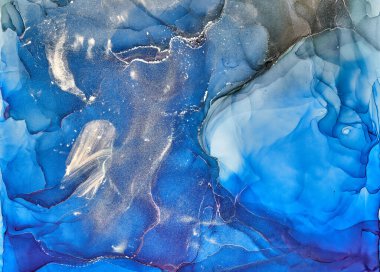 Alkol mürekkebi renkleri saydam. Soyut çok renkli mermer desen arkaplanı. Tasarım kağıdı, duvar kağıdı. Akrilik boyaları karıştırıyorum. Modern akışkan sanat. Alkol Mürekkebi Deseni