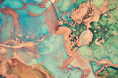 Alkol mürekkebi renkleri saydam. Soyut çok renkli mermer desen arkaplanı. Tasarım kağıdı, duvar kağıdı. Akrilik boyaları karıştırıyorum. Modern akışkan sanat. Alkol Mürekkebi Deseni