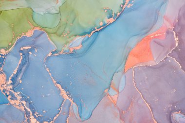 Alkol mürekkebi renkleri saydam. Soyut çok renkli mermer desen arkaplanı. Tasarım kağıdı, duvar kağıdı. Akrilik boyaları karıştırıyorum. Modern akışkan sanat. Alkol Mürekkebi Deseni