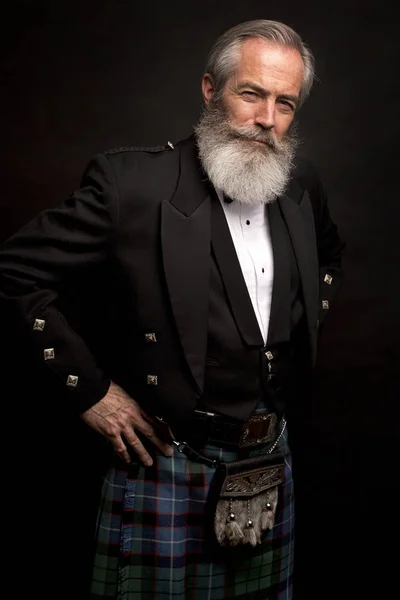 Close Senior Man Grey Hair Full Beard Wearing Scotting Kilt — Stock Photo, Image