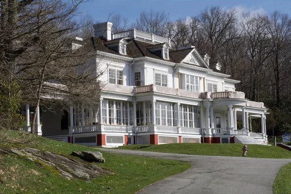 Musa Konisi yazlığının ikinci manzarası..