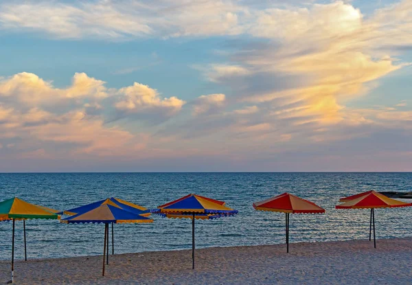 Playa Del Mar Hermoso Cielo Antes Del Atardecer — Foto de Stock