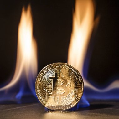Bitcoin elektronik para içinde belgili tanımlık çarşı alıntılar bırakarak bir kavram olarak yangında. ICO içinde yatırım risk sembolü.