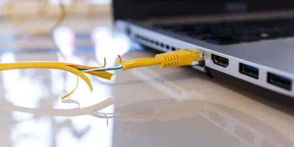 Rozbít Internet Kabel Jako Symbol Odpojit Lze Ilustrovat Blokování Nebo — Stock fotografie
