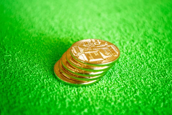 Gold Coins Ico Green Background — Stock Photo, Image