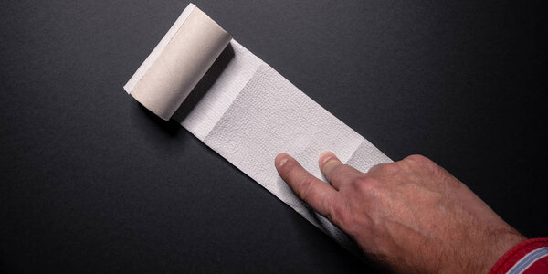 Туалетной бумаги нет. Символ отделки и концепция конца
.