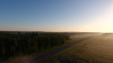 sahada güzel gün doğumu. Drone ile görüntüle