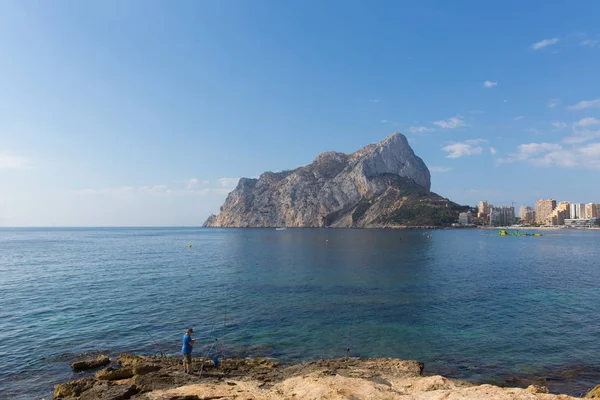 Kalem de Ifach Calp Costa Blanca İspanya ile balıkçı buzlu