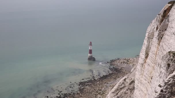 Farol Cabeça Praia East Sussex Inglaterra Reino Unido Perto Eastbourne — Vídeo de Stock