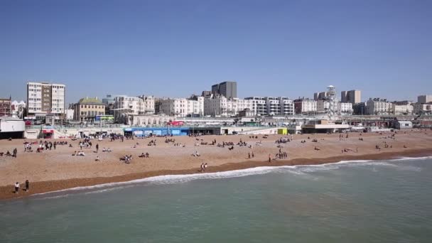 Μπράιτον Της Αγγλίας Και Την Παραλία Του Δημοφιλή Τουριστική Πόλη — Αρχείο Βίντεο