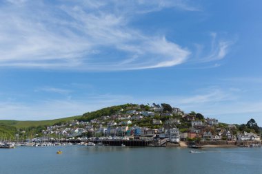 Kingswear karşısında Dartmouth Devon karşısında
