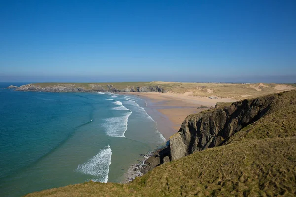 Holywell Bay Cornualha Norte Com Ondas Praia Costa Belo Dia — Fotografia de Stock