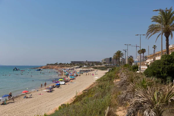 Playa Mil Palmeras Costa Blanca España Con Palmeras Veraneantes Con — Foto de Stock