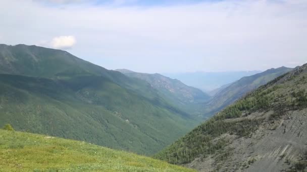 Вид Вершины Горы Высокий Горный Ландшафт Захватывающая Красота Гор — стоковое видео