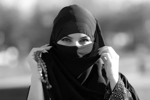 Woman East National Islamic Clothes Holds Religious Supplies Her Hands — Stock Photo, Image