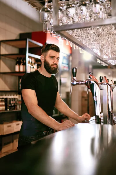 Bar Pub Male Bartender Standing Bar Counter Beer Taps High — Stock Photo, Image