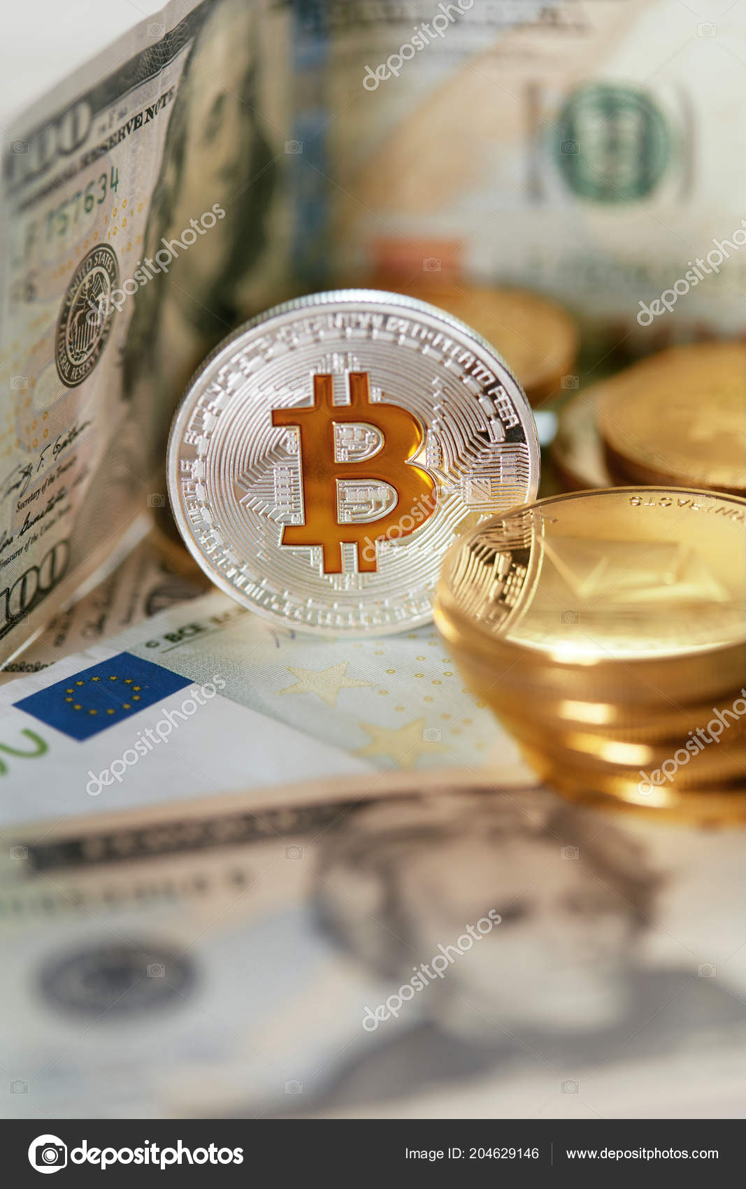 Currencies Close Bitcoin Real Cash!    Bitcoin Coins Money Bills - 