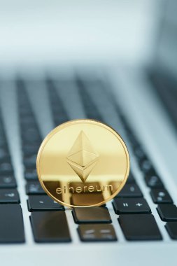 Cryptocurrency. Ethereum para bilgisayarda kapatın. Dijital para birimi simgesi. Yüksek çözünürlük