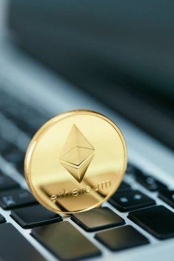 Cryptocurrency. Ethereum para bilgisayarda kapatın. Dijital para birimi simgesi. Yüksek çözünürlük