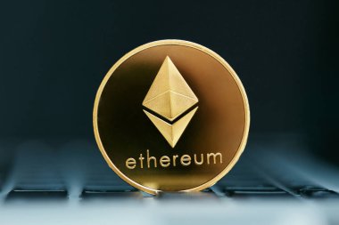 Cryptocurrency. Ethereum para bilgisayarda kapatın. Dijital para birimi simgesi. Yüksek çözünürlük