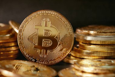 Bitcoin Cryptocurrency lira. Sanal dijital para sembolleri kapatın. Yüksek çözünürlük