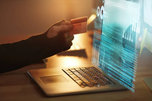 Kartu Kredit Hacking Mencuri Uang Online Hacker Menggunakan Informasi Pribadi — Stok Foto